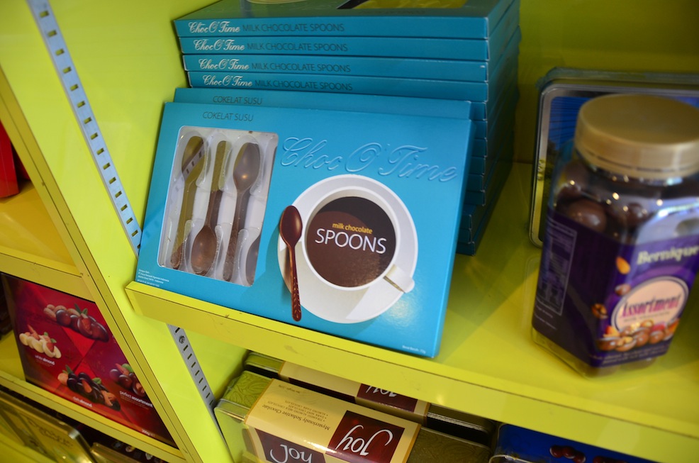 Spoon chocolates